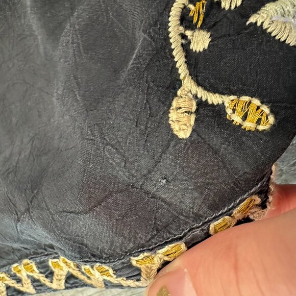 Johnny Was black heavily embroidered floral tunic short sleeve FLAWED large I46 - Picture 9 of 10